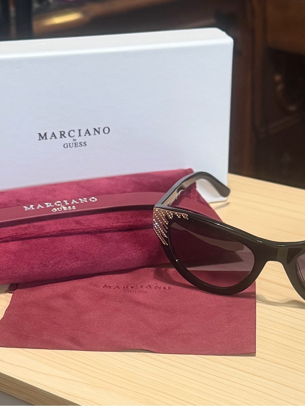 Guess by Marciano Black Sunglasses with Burgundy Case and Pouch — Crystal Accent